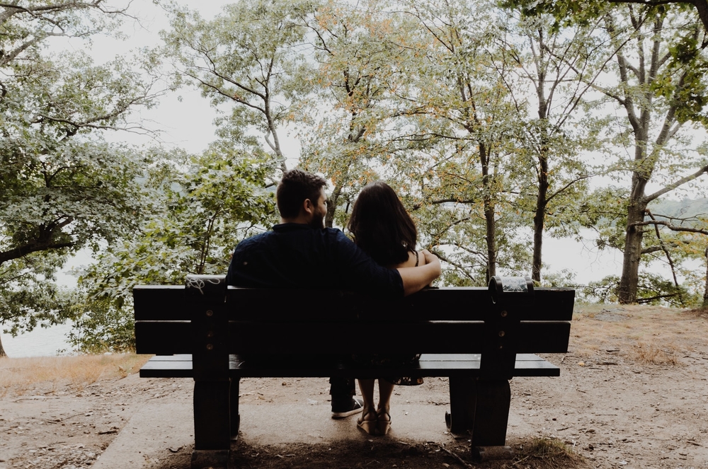 Couple having an engagement shoot