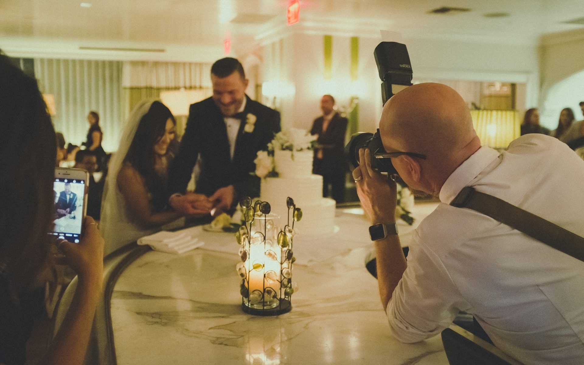 Wedding photography on a budget